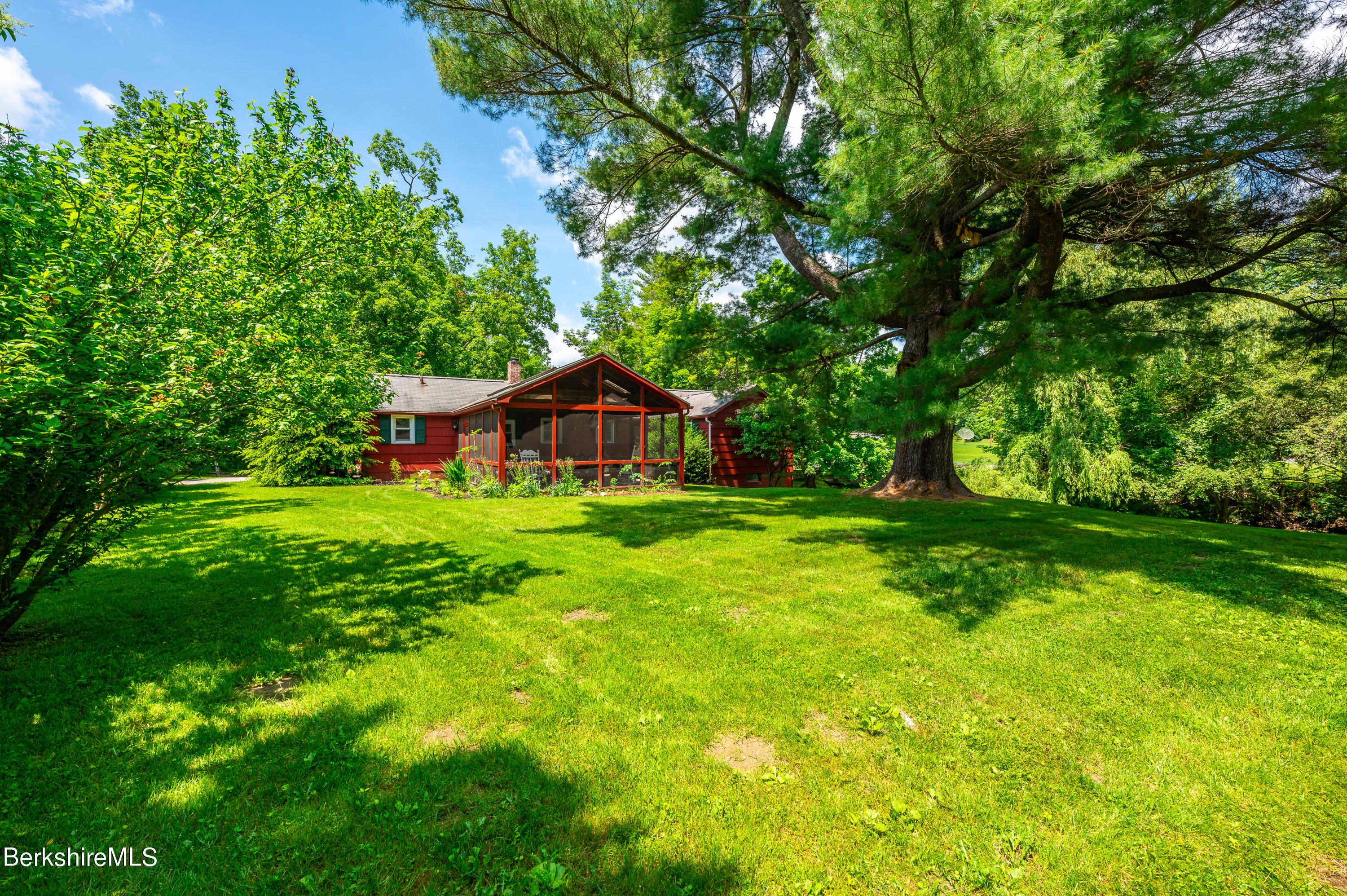 39 Farm View Road Sheffield, MA 01257 - Photo 27 of 31 Yard