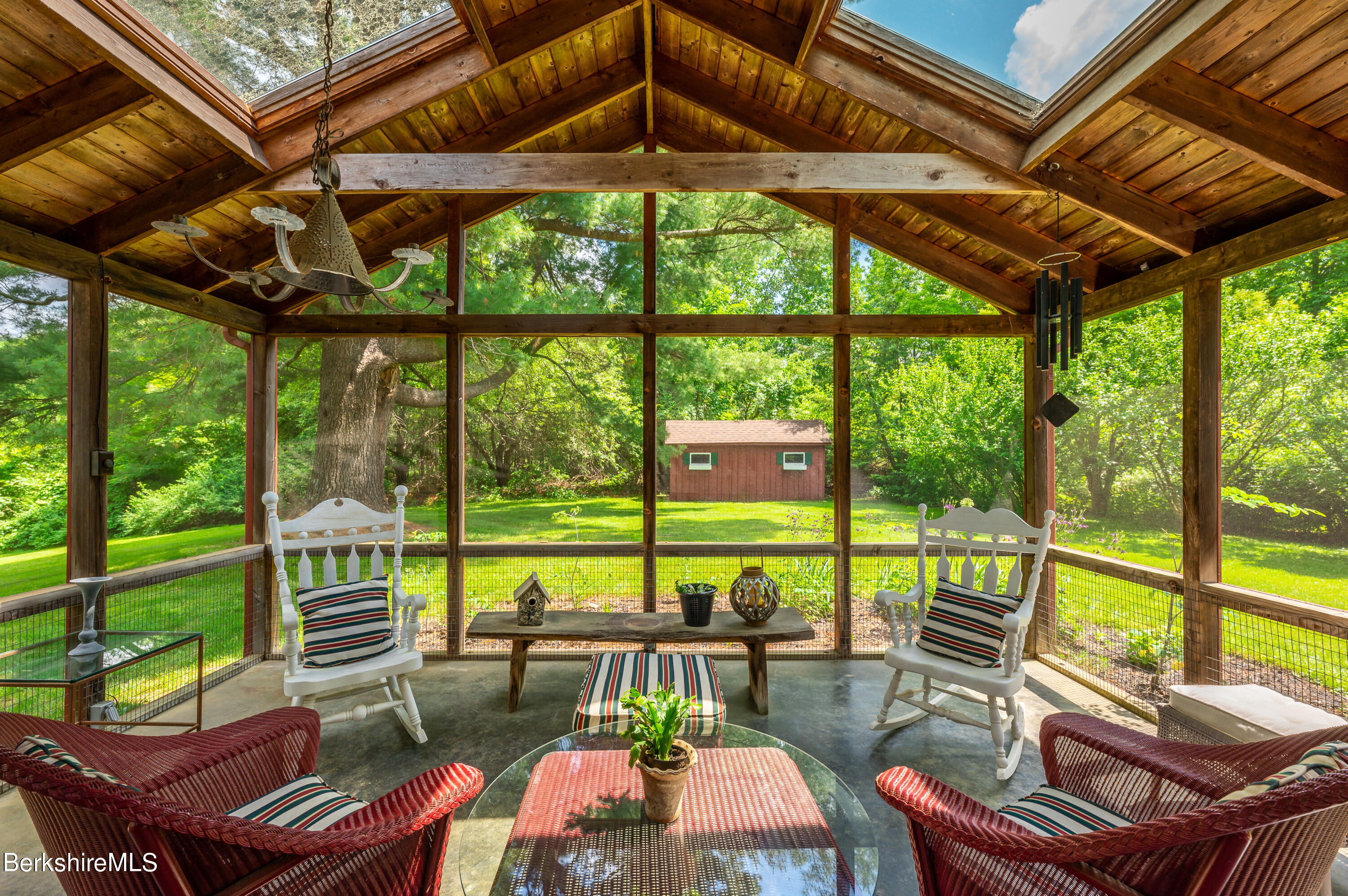 39 Farm View Road Sheffield, MA 01257 - Photo 5 of 31 Screen Porch