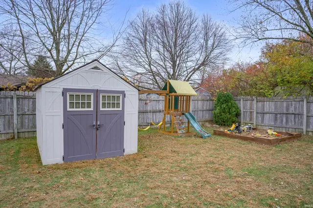 $254,900 | 4104 West Kings Row Street, Muncie, IN 47304