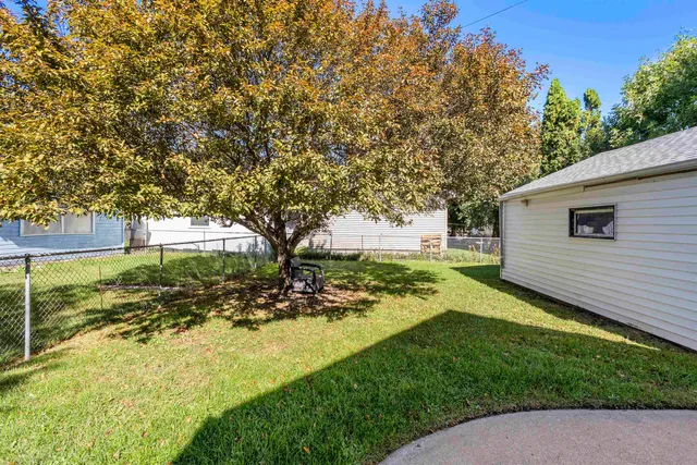 $214,900 | 1326 Congress Avenue, Oshkosh, WI 54901