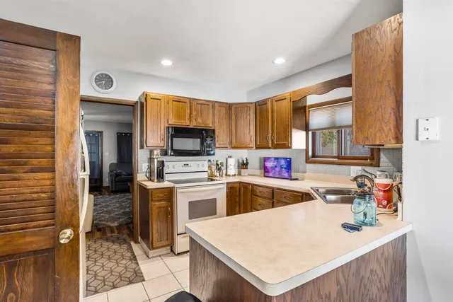 $214,900 | 1326 Congress Avenue, Oshkosh, WI 54901