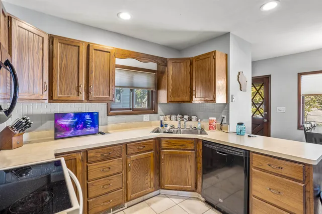 $214,900 | 1326 Congress Avenue, Oshkosh, WI 54901