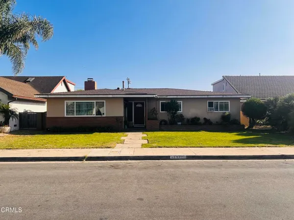 $840,000 | 1220 West Robert Avenue, Oxnard, CA 93030