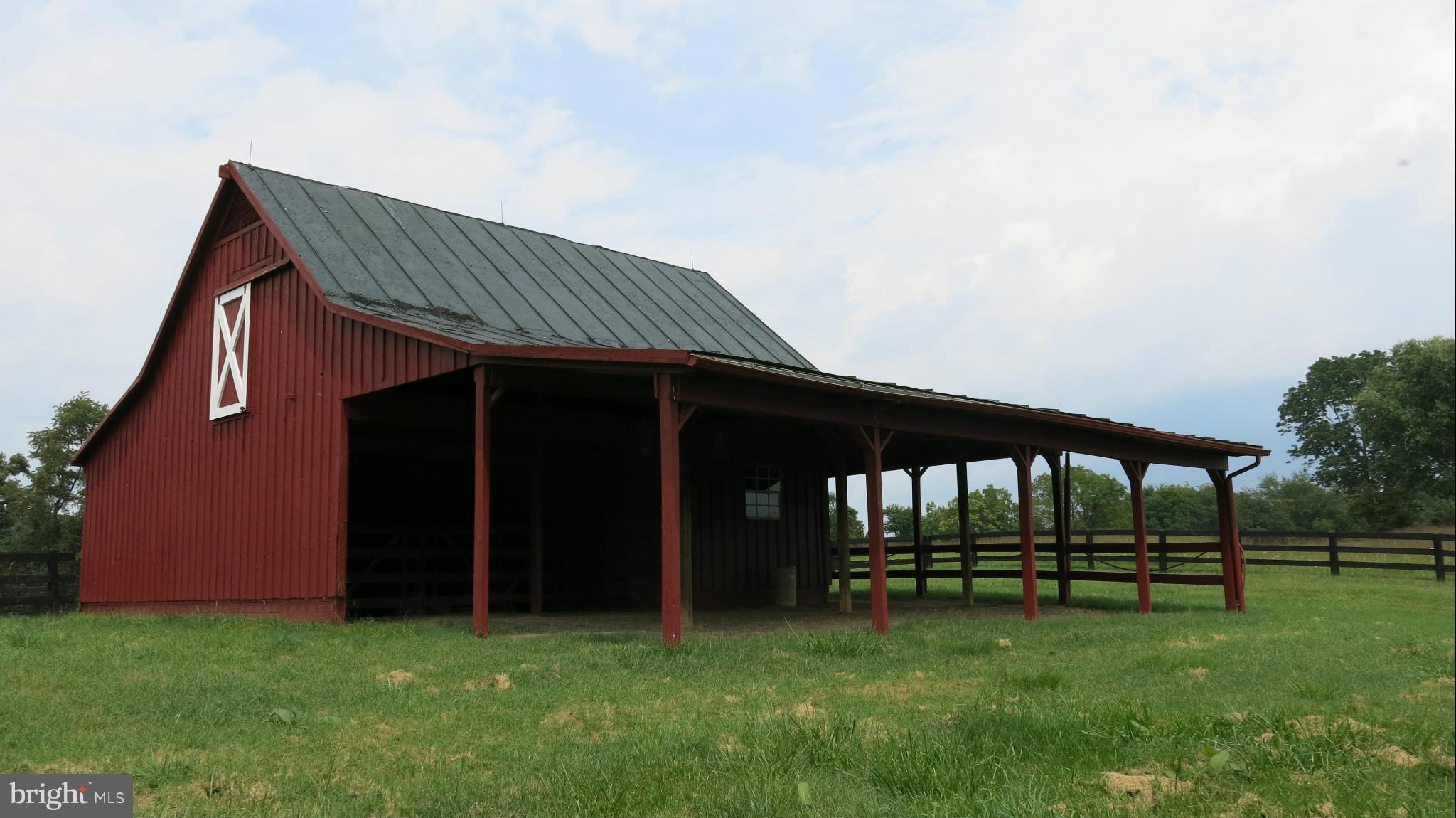 678 Bessie Bell Mountain Road Castleton, VA 22716 - Photo 22 of 30 Exterior (General)