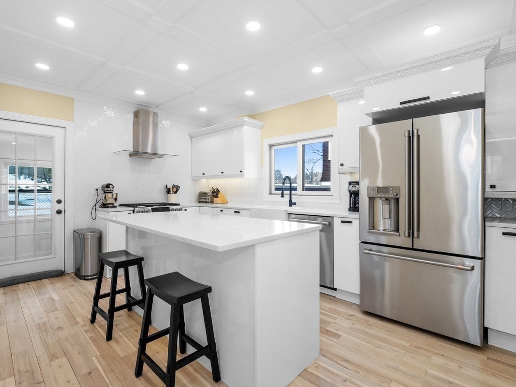 29 Commonwealth Road, Unit 1 Watertown, MA 02472 - Photo 3 of 35