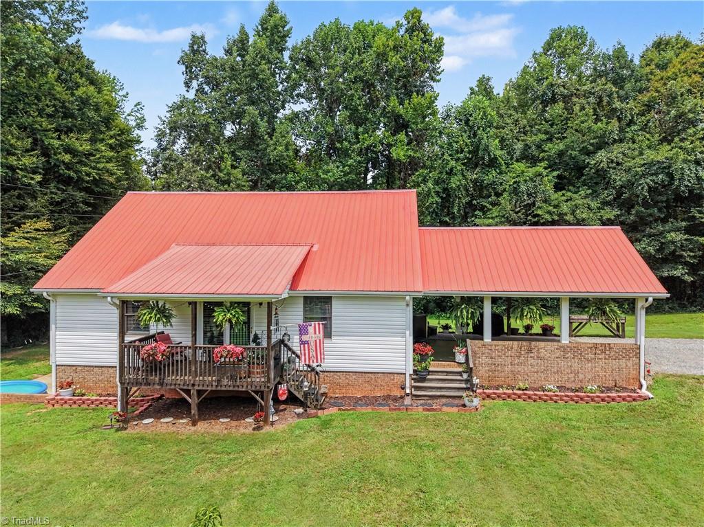 118 Pine Top Road Lexington, NC 27295 - Photo 7 of 35 Gallery Image 7