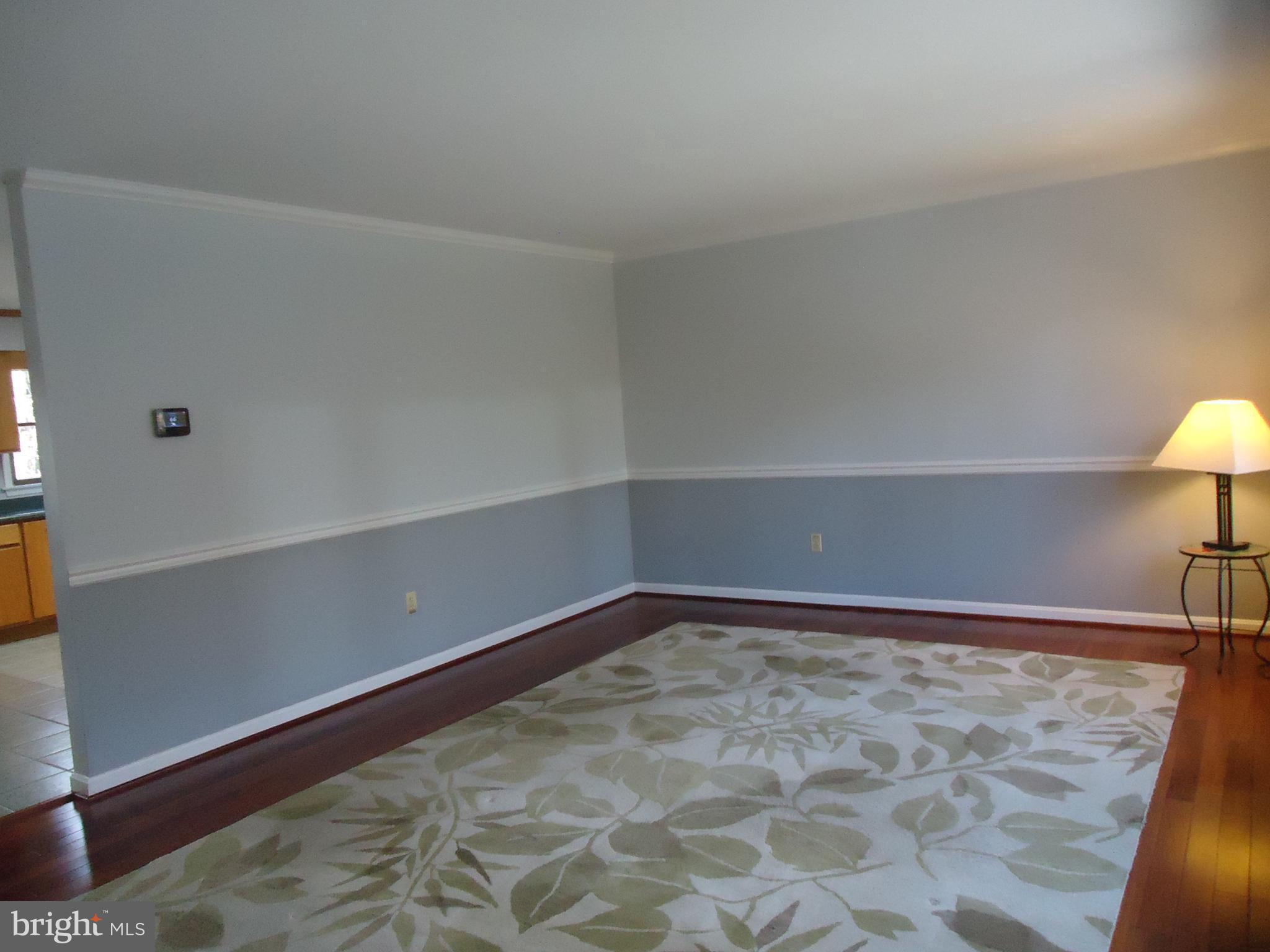 2946 Pinewick Road Ellicott City, MD 21042 - Photo 4 of 55 Gallery Image 4