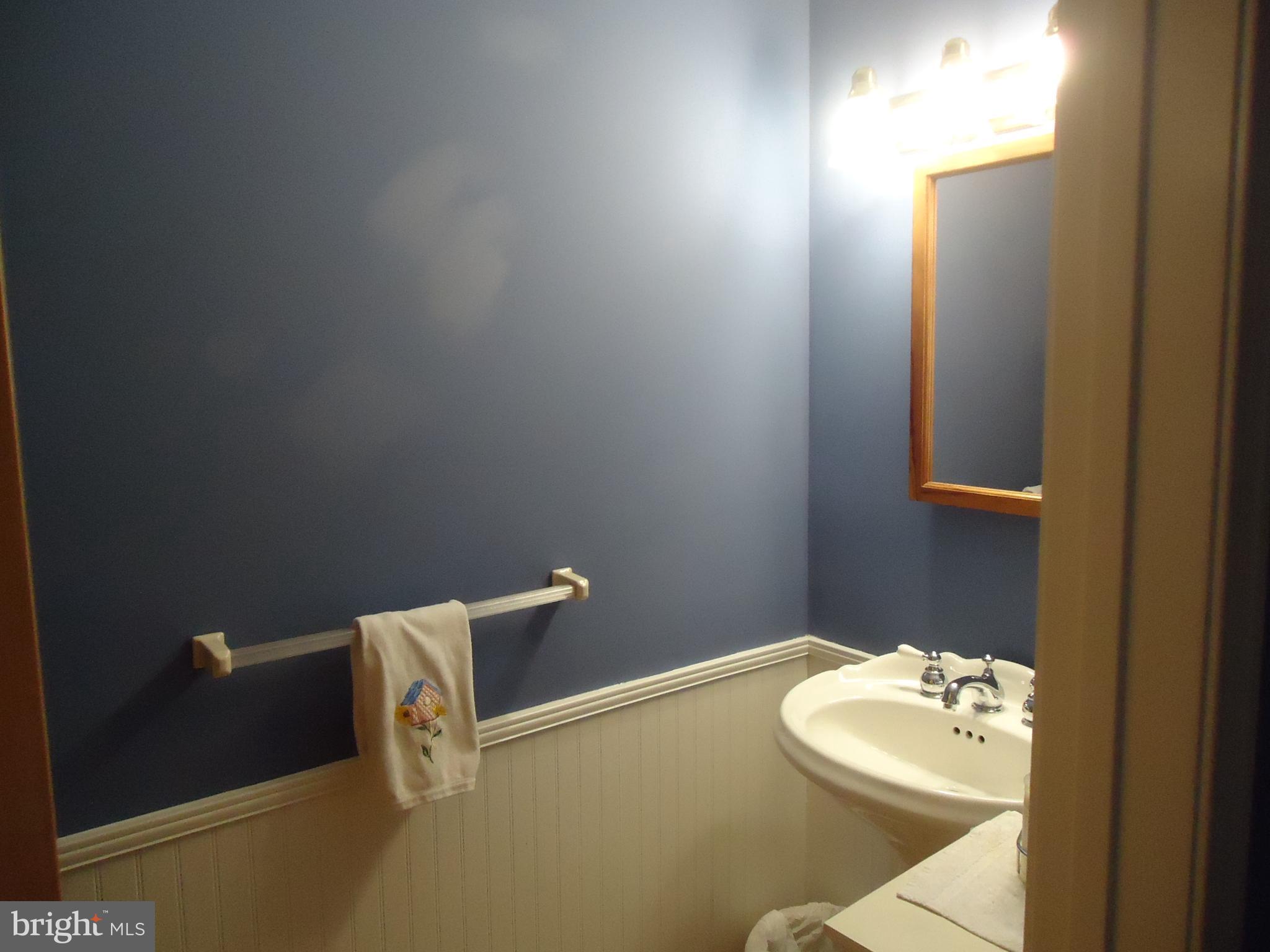2946 Pinewick Road Ellicott City, MD 21042 - Photo 48 of 55 Gallery Image 48