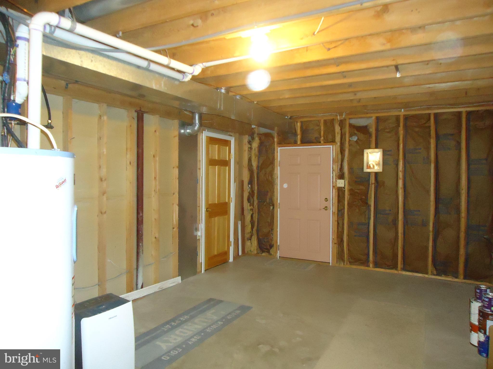 2946 Pinewick Road Ellicott City, MD 21042 - Photo 53 of 55 Gallery Image 53