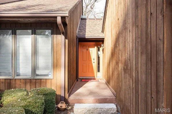 $290,000 | 23 Persimmon Ridge Road, Belleville, IL 62223