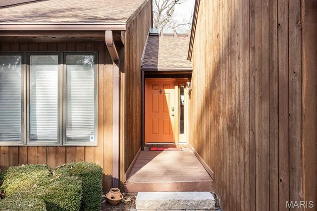 $299,000 | 23 Persimmon Ridge Road, Belleville, IL 62223