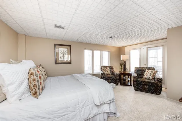 $299,000 | 23 Persimmon Ridge Road, Belleville, IL 62223