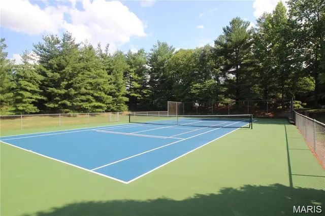 $299,000 | 23 Persimmon Ridge Road, Belleville, IL 62223