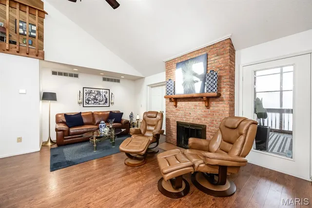 $299,000 | 23 Persimmon Ridge Road, Belleville, IL 62223