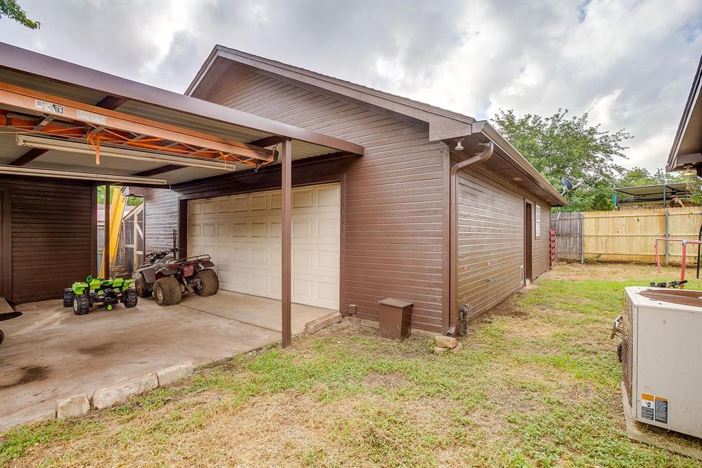 800 Poe Street Azle, TX 76020 - Photo 20 of 31