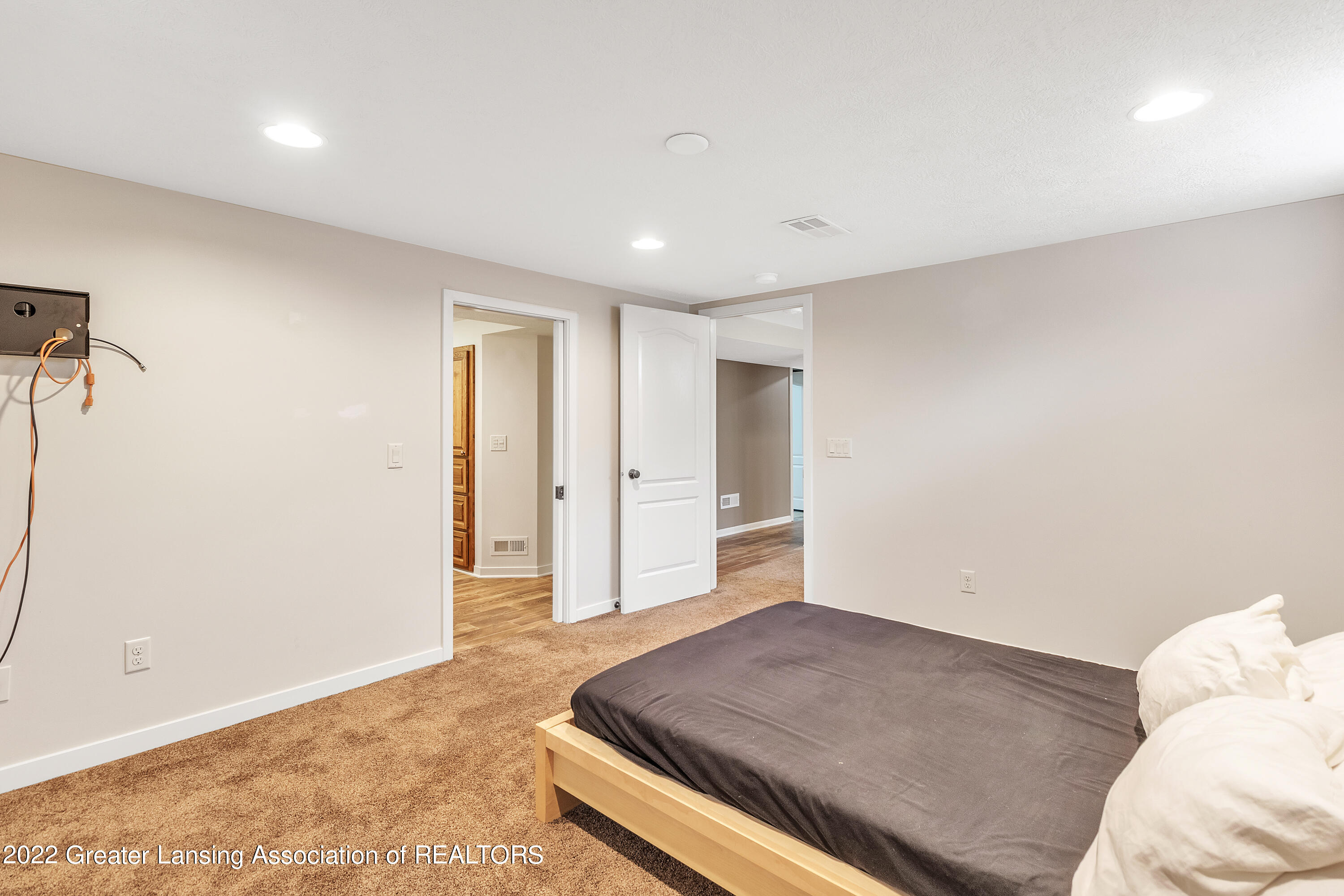 7511 Yorktown Road Lansing, MI 48917 - Photo 27 of 38 31