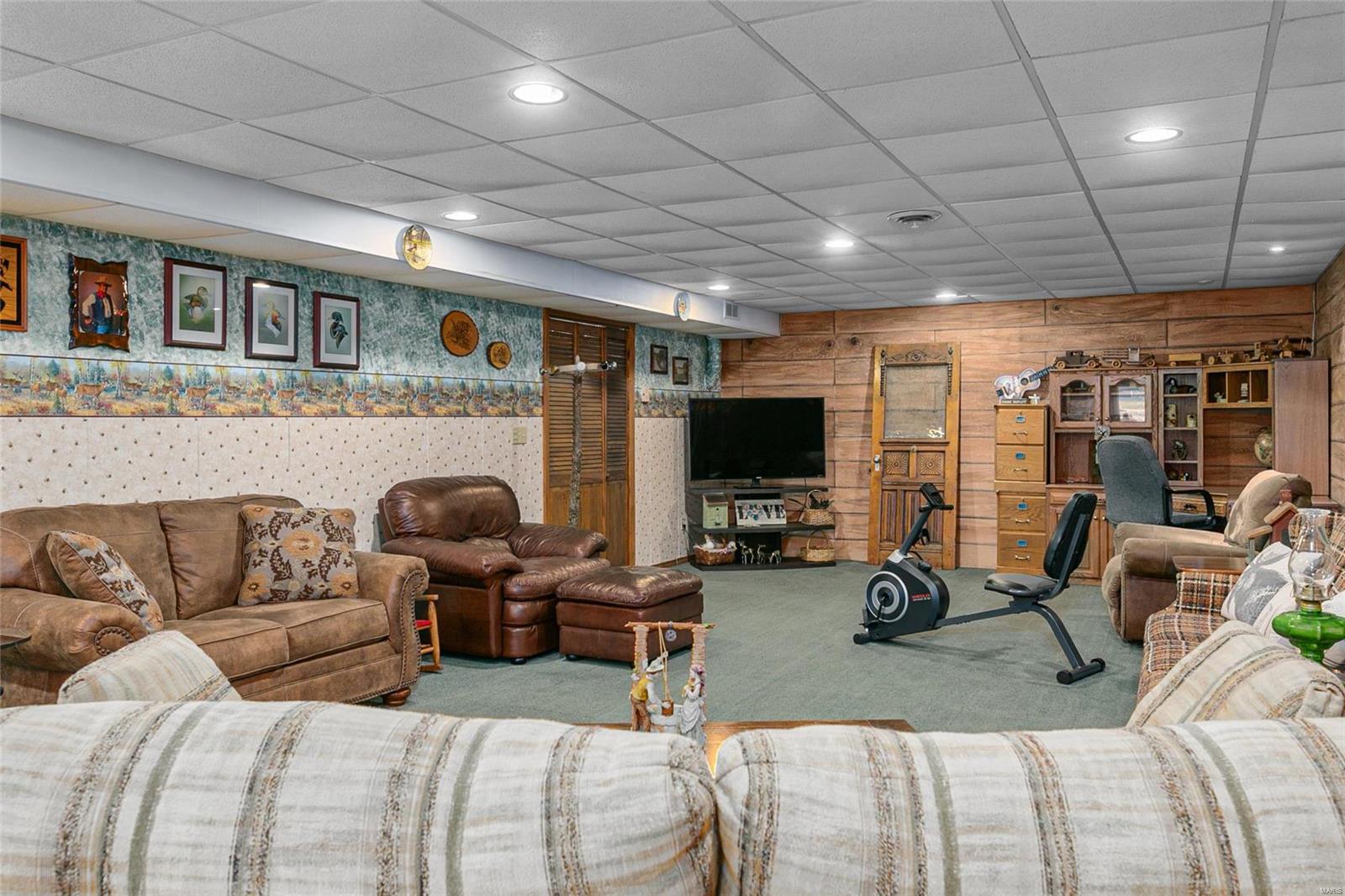 9799 Lake Road Gillespie, IL 62033 - Photo 27 of 72 Gallery Image 27