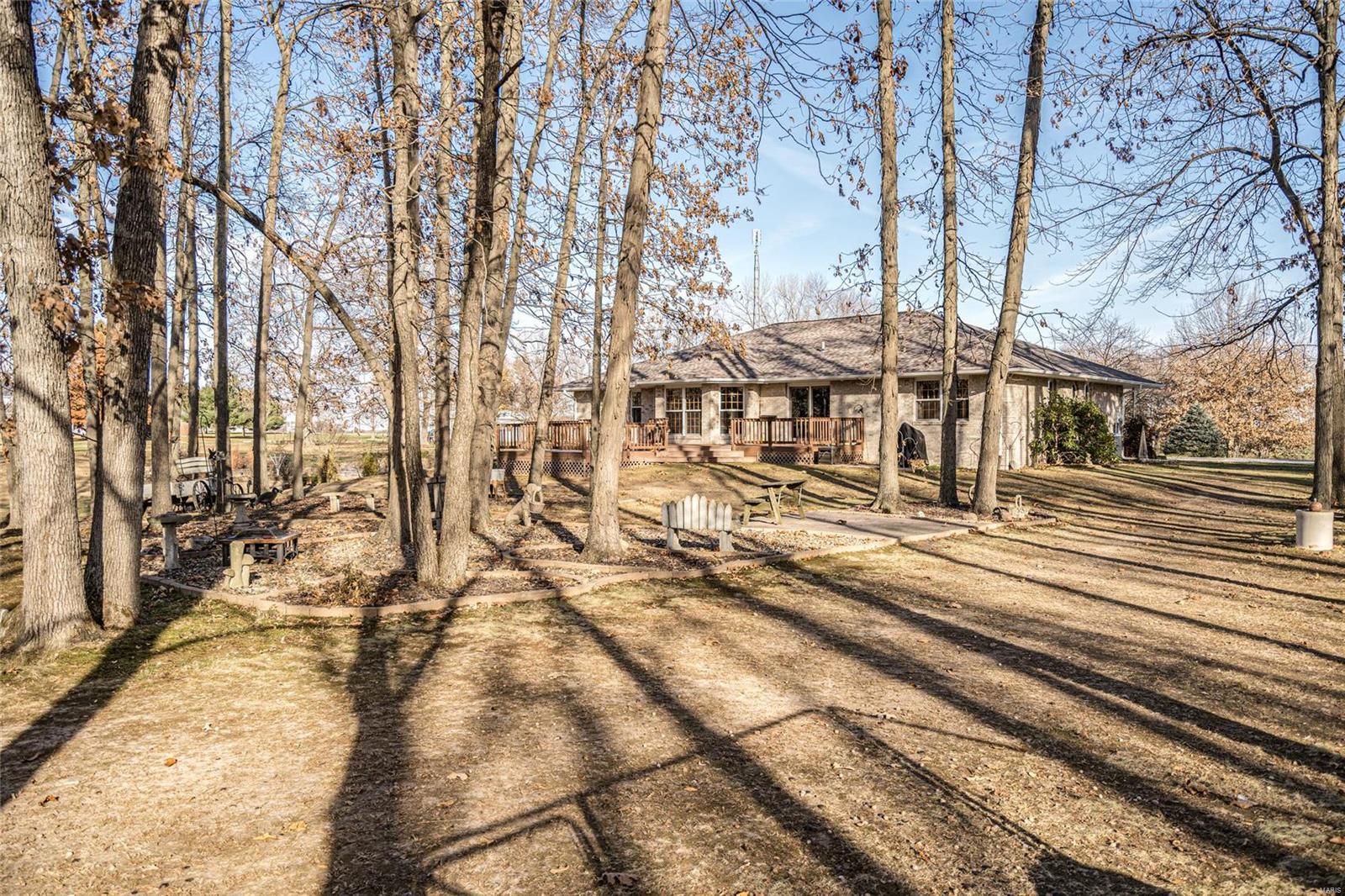 9799 Lake Road Gillespie, IL 62033 - Photo 35 of 72 Gallery Image 35