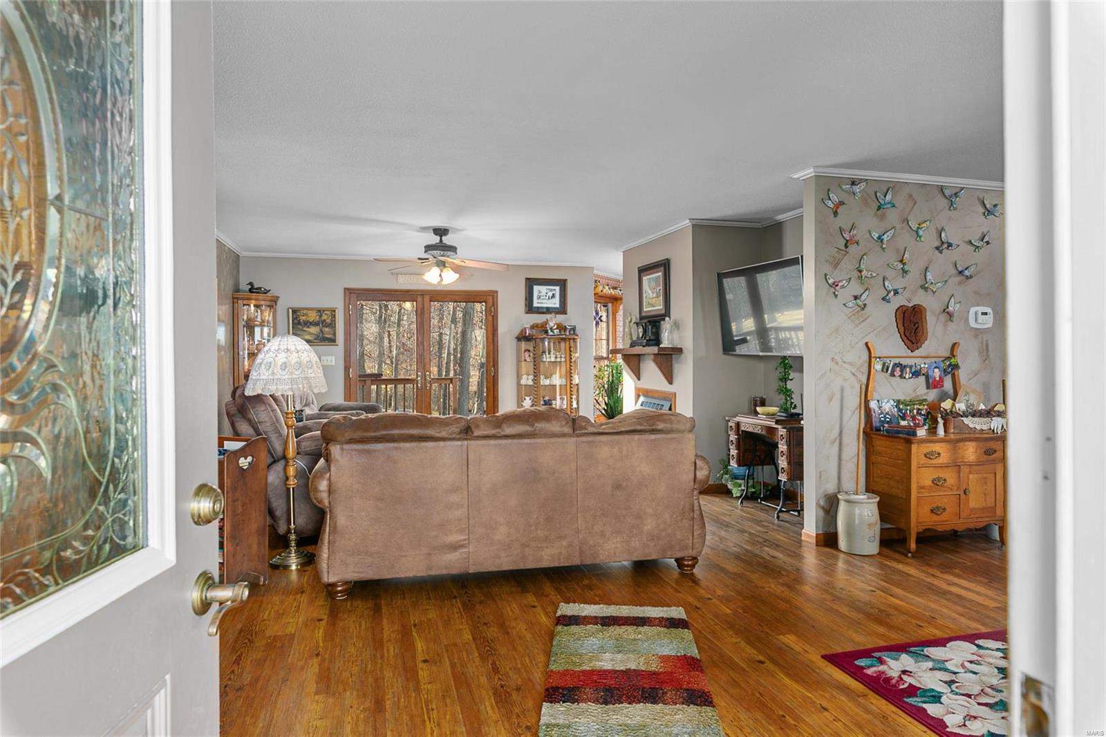 9799 Lake Road Gillespie, IL 62033 - Photo 7 of 72 Gallery Image 7