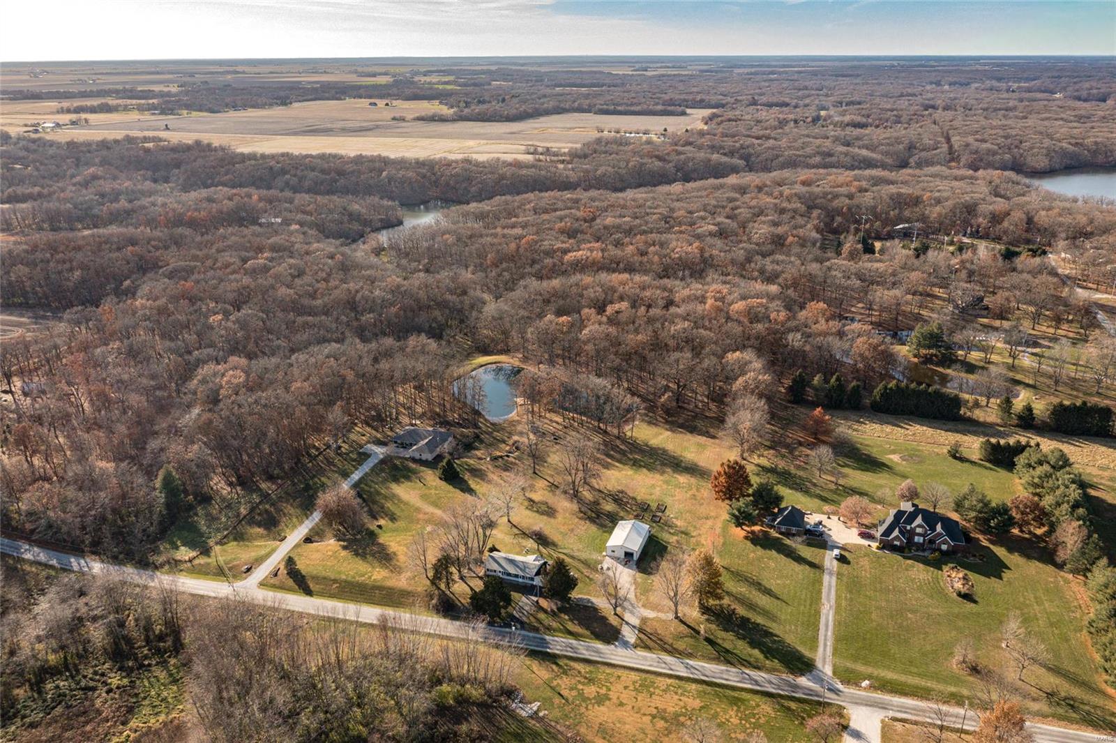 9799 Lake Road Gillespie, IL 62033 - Photo 61 of 72 Gallery Image 61