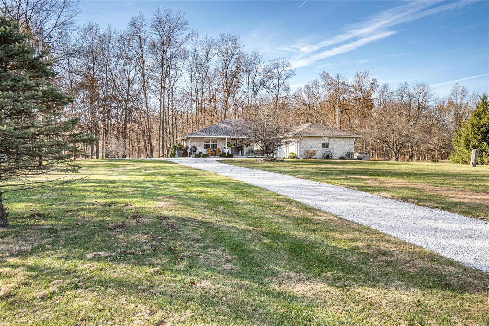 9799 Lake Road Gillespie, IL 62033 - Photo 68 of 72 Gallery Image 68