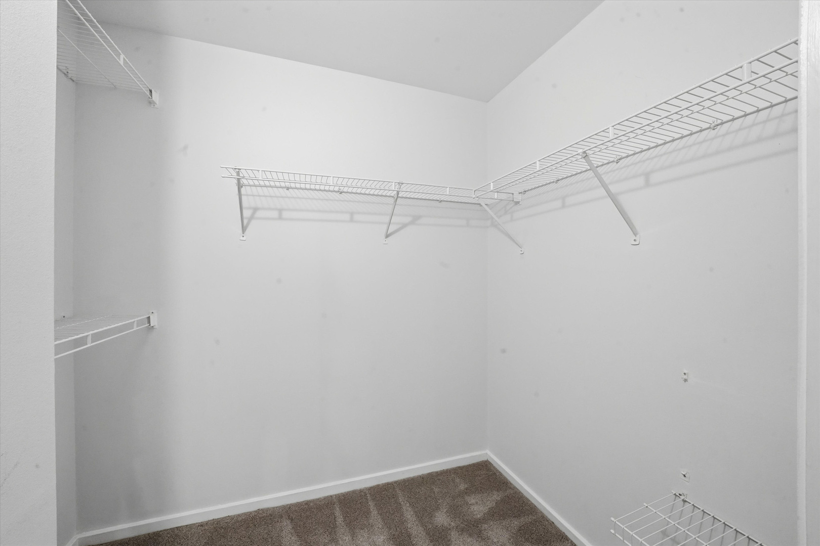 40 East 9th Street, Unit 1103 Chicago, IL 60605 - Photo 12 of 22