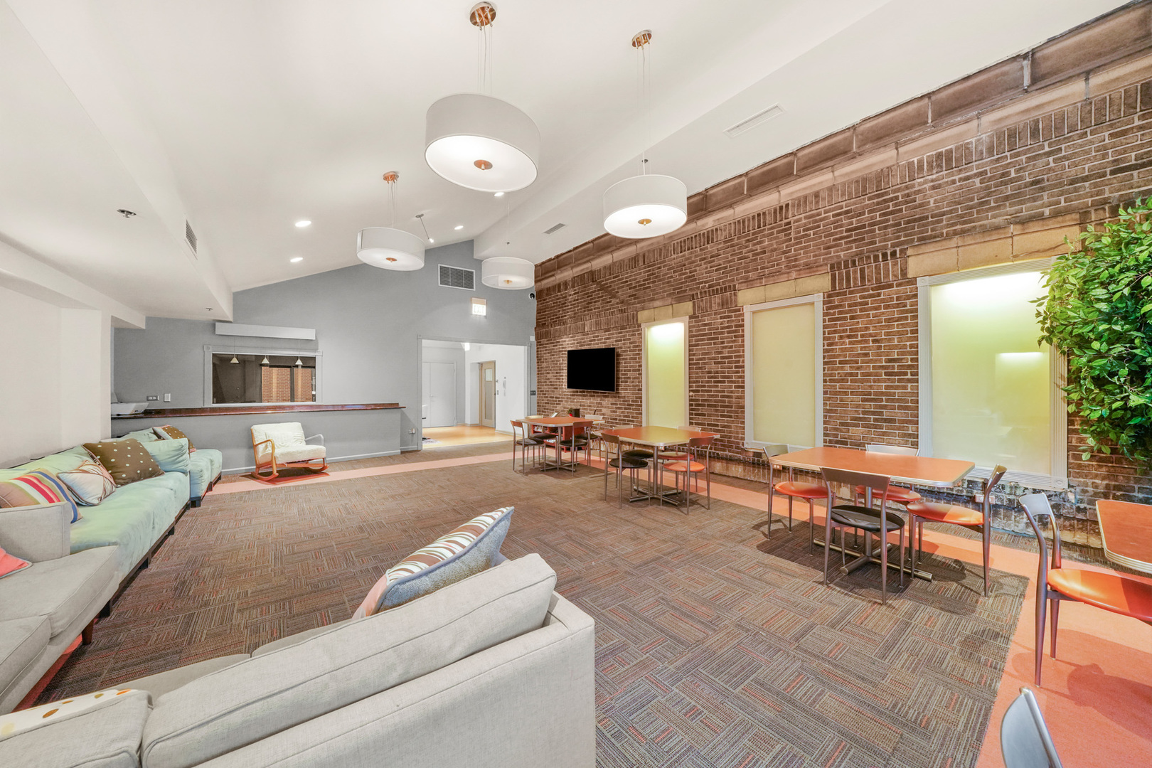 40 East 9th Street, Unit 1103 Chicago, IL 60605 - Photo 18 of 22