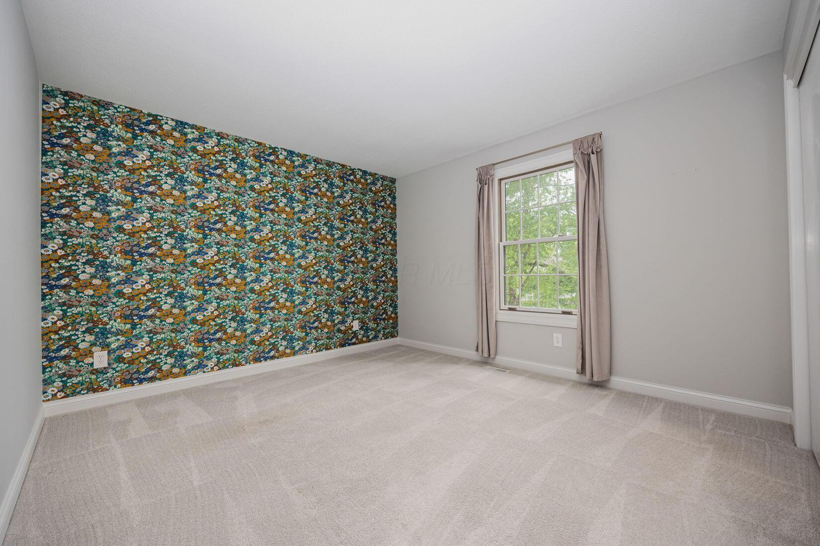 382 Beecher Road Columbus, OH 43230 - Photo 56 of 81 57-web-or-mls-Jake Bluvstein - 382 Beech