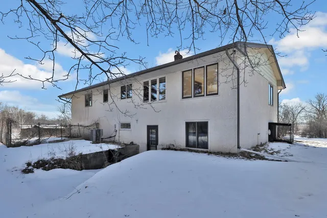 $650,000 | 1241 Holly Drive East, Hugo, MN 55038