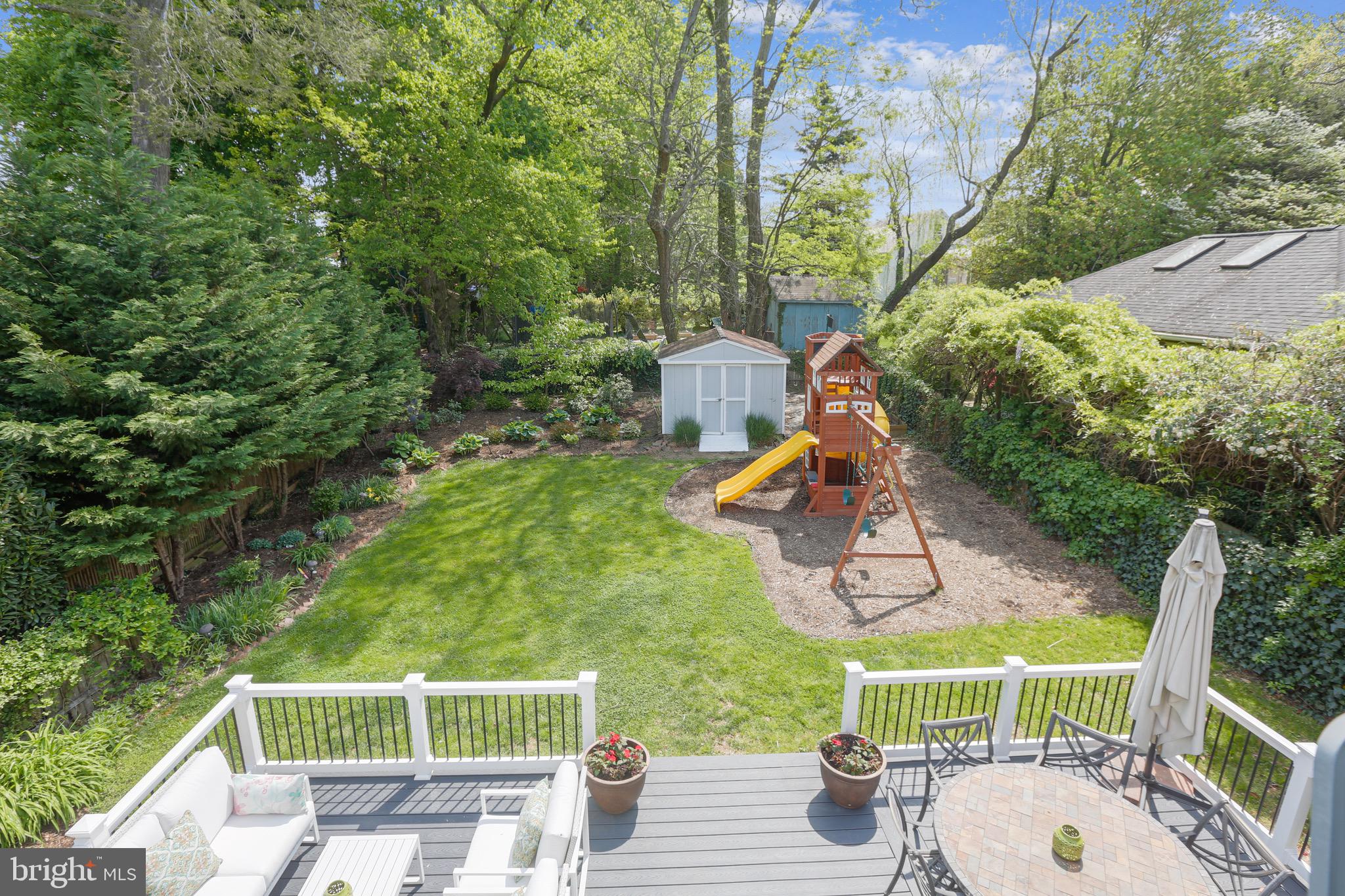 9407 Monroe Street Silver Spring, MD 20910 - Photo 32 of 69 View of Yard from Owners Balcony