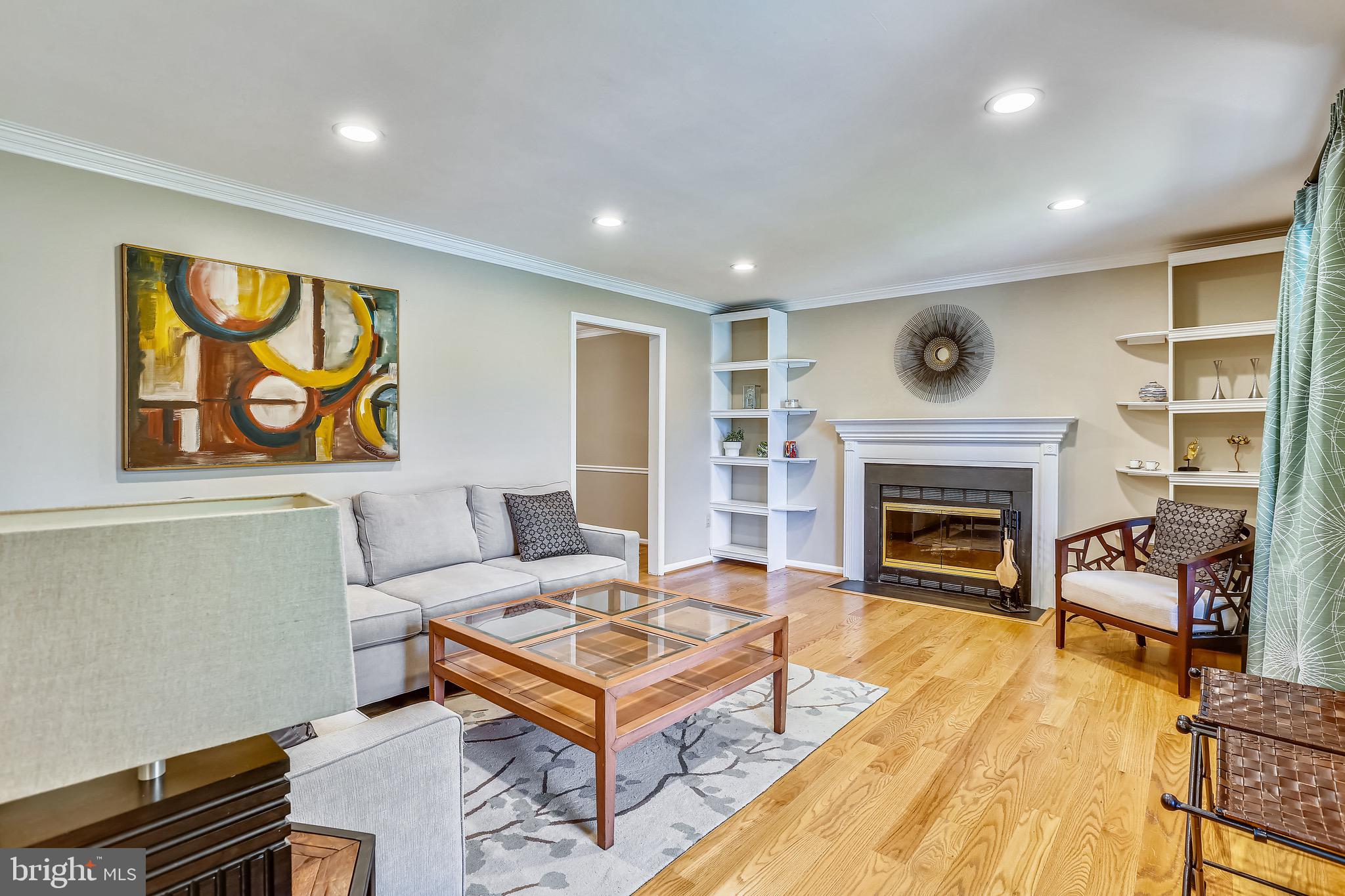 9407 Monroe Street Silver Spring, MD 20910 - Photo 7 of 69 Living Room
