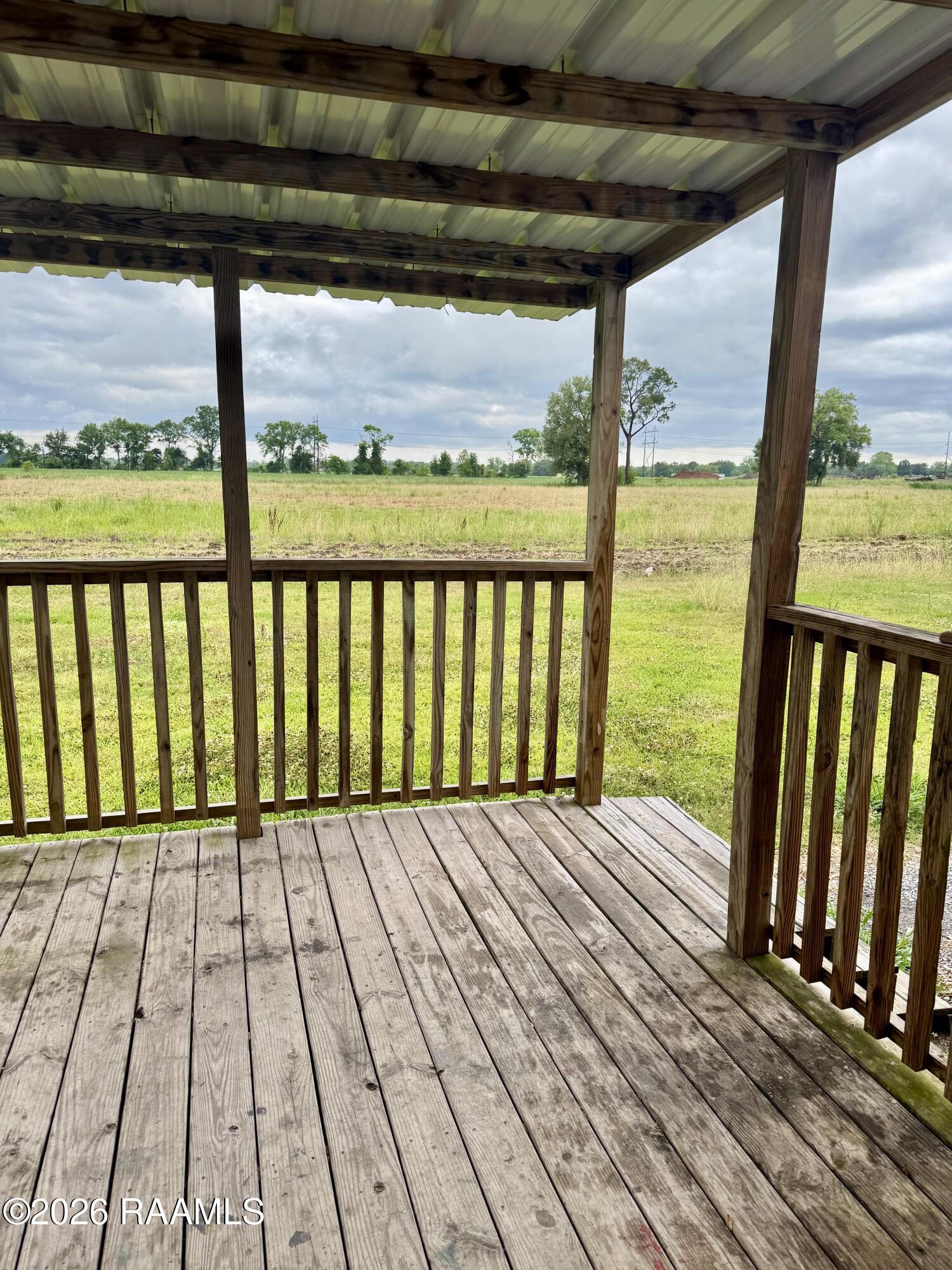 5207 Jefferson Island Road New Iberia, LA 70560 - Photo 3 of 16 Photo Apr 30 2026, 4 35 31 PM