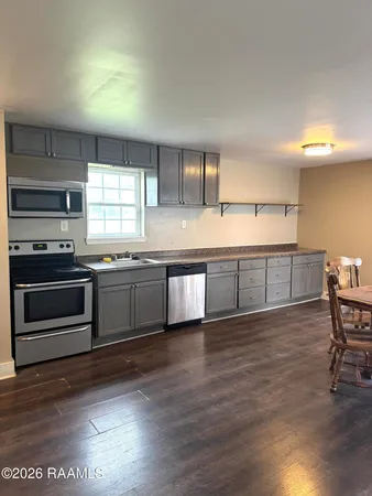 $1,200 | 5207 Jefferson Island Road, New Iberia, LA 70560