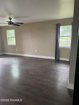 $1,200 | 5207 Jefferson Island Road, New Iberia, LA 70560