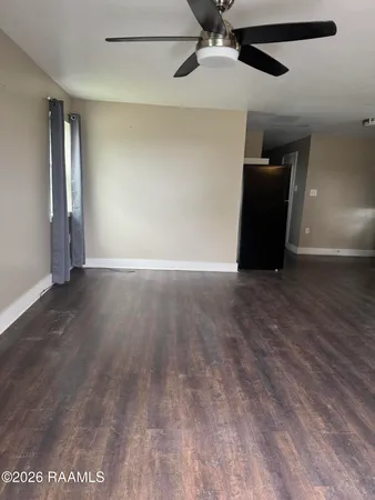 $1,200 | 5207 Jefferson Island Road, New Iberia, LA 70560