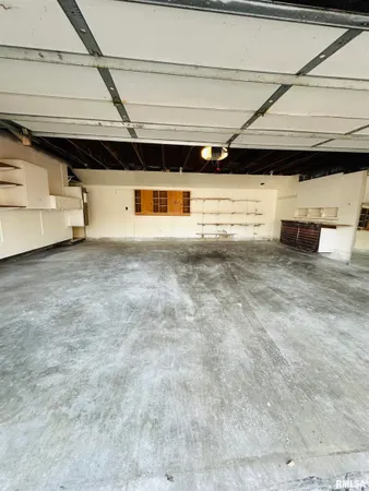 $97,000 | 3135 West Starr Street, Peoria, IL 61605