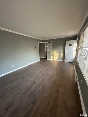 $97,000 | 3135 West Starr Street, Peoria, IL 61605