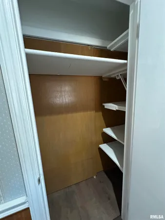 $97,000 | 3135 West Starr Street, Peoria, IL 61605