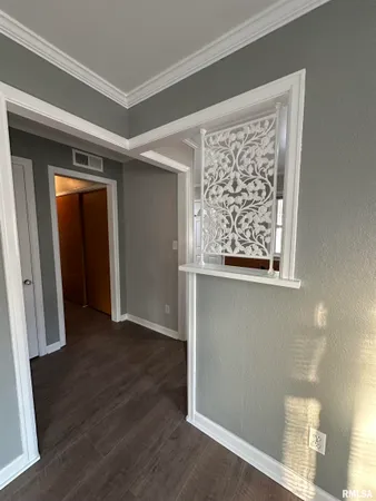 $97,000 | 3135 West Starr Street, Peoria, IL 61605