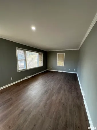 $97,000 | 3135 West Starr Street, Peoria, IL 61605