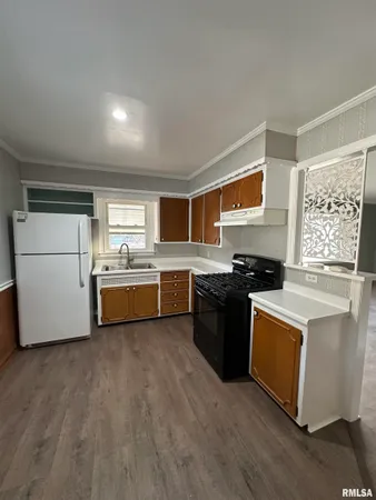 $97,000 | 3135 West Starr Street, Peoria, IL 61605