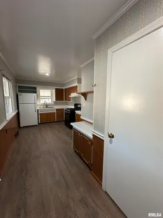 $97,000 | 3135 West Starr Street, Peoria, IL 61605