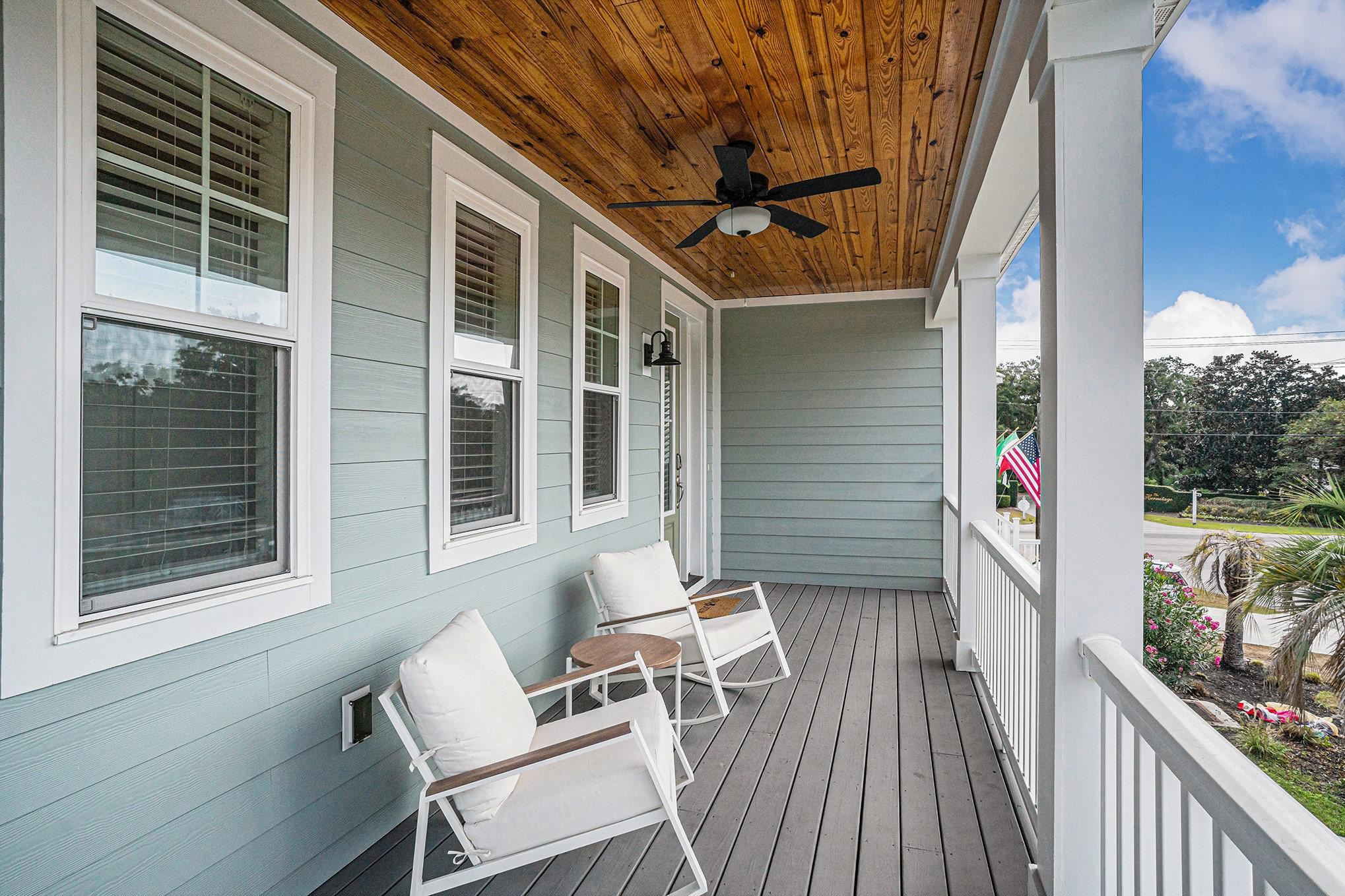 454 Wilcox Avenue Murrells Inlet, SC 29576 - Photo 2 of 39