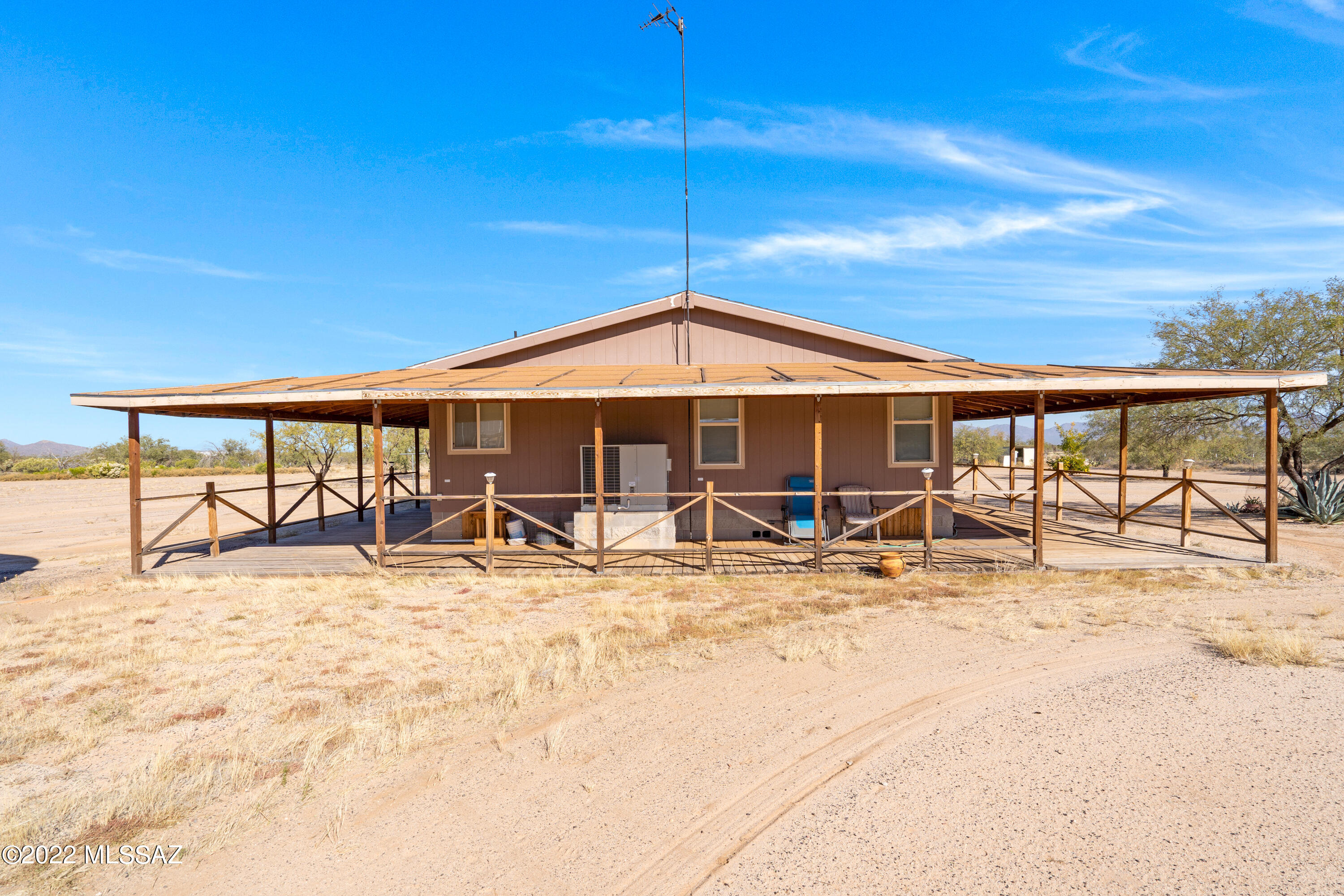 8890 South Marstellar Road Tucson, AZ 85736 - Photo 7 of 23 Gallery Image 7