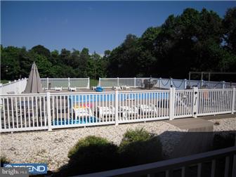 505 Snyder Road Reading, PA 19605 - Photo 4 of 12 Gallery Image 4