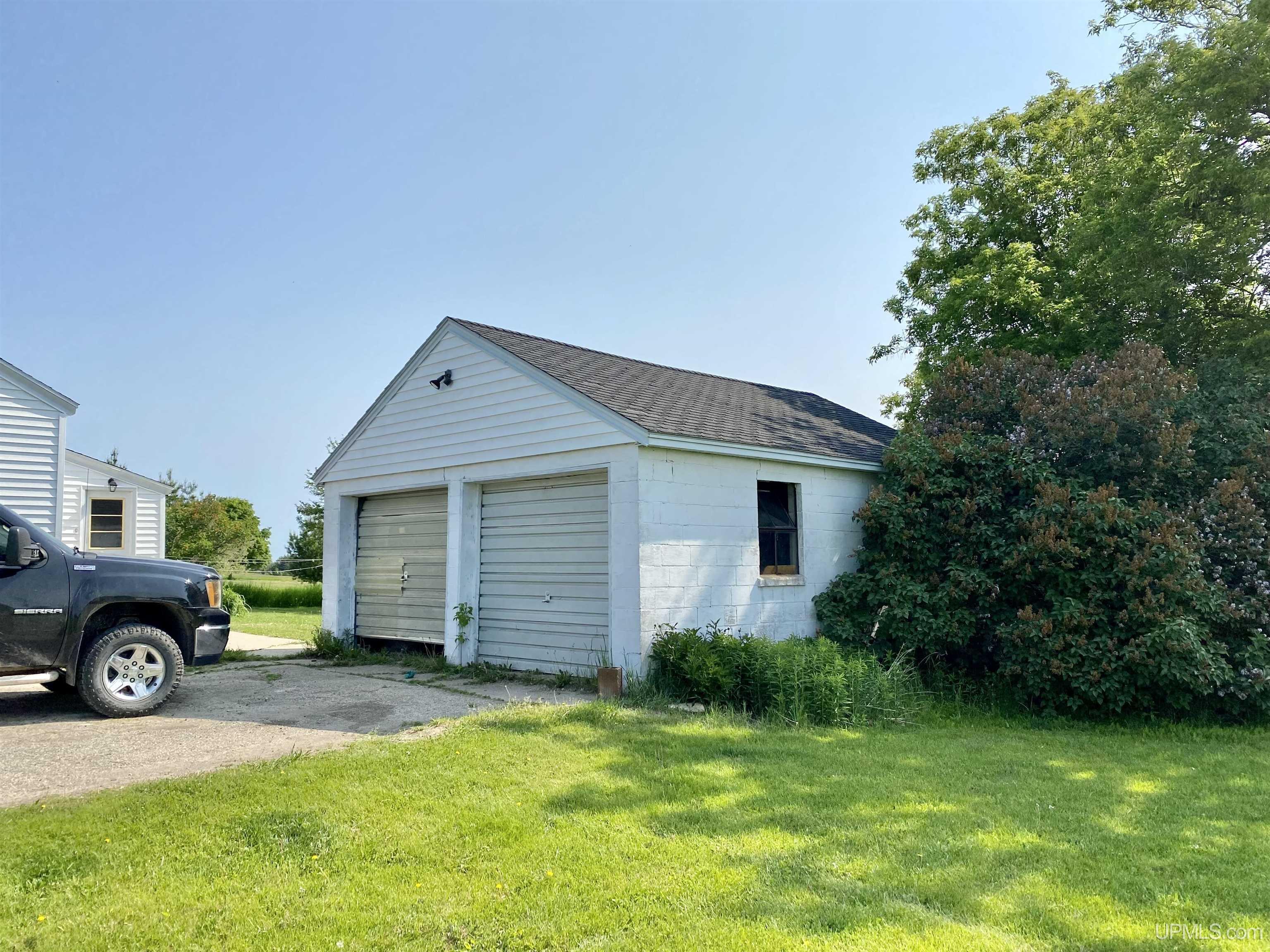 3948 D Road Bark River, MI 49807 - Photo 29 of 31