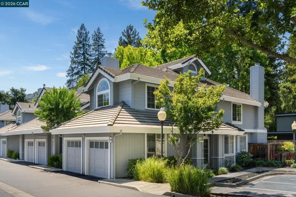 $930,000 | 15 Danville Oak Place, Danville, CA 94526