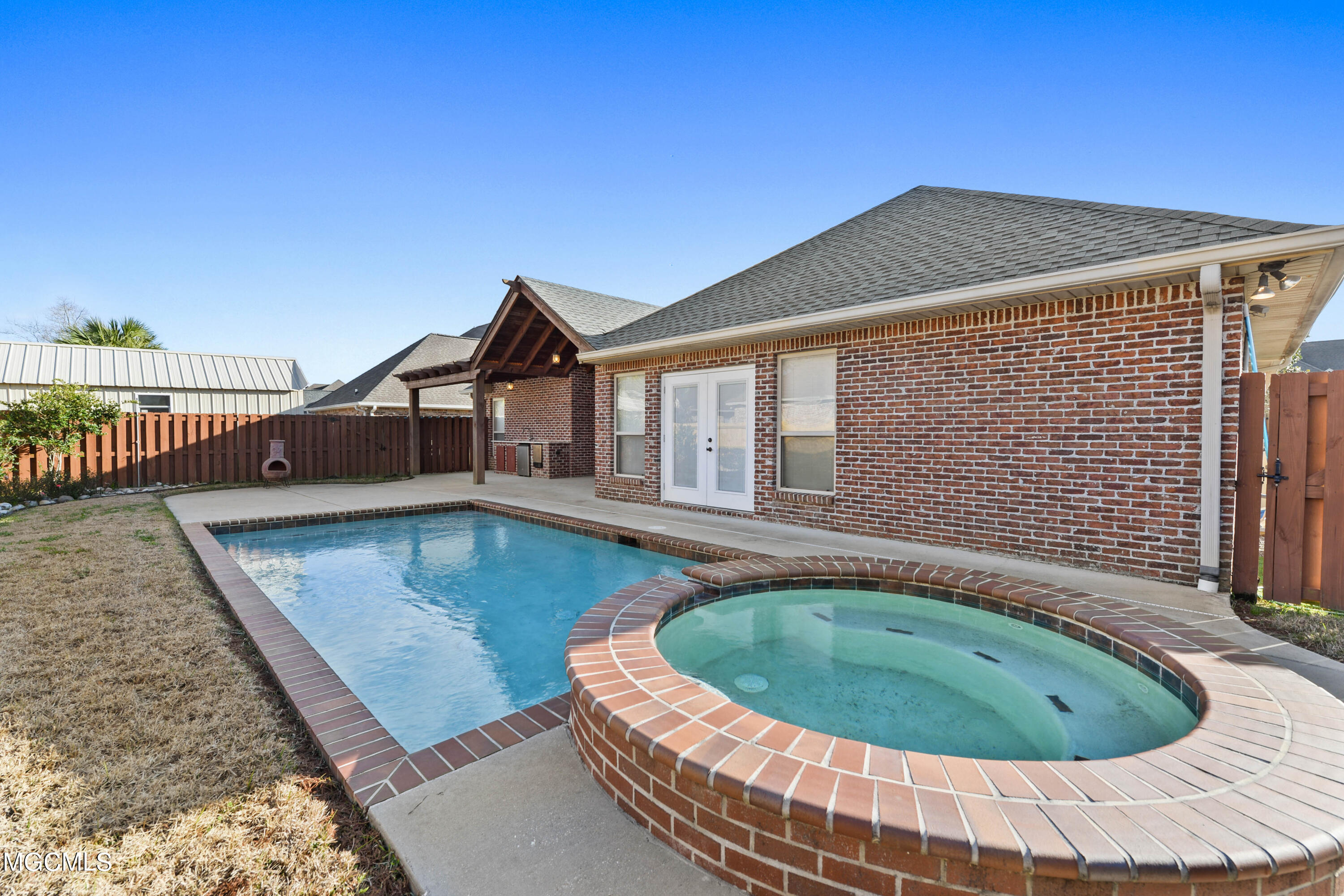 2328 Rue Maison Biloxi, MS 39532 - Photo 31 of 34 015