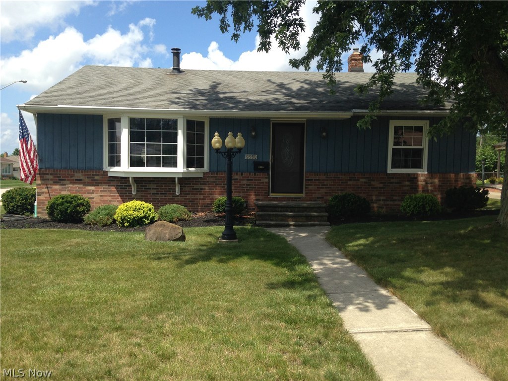 9360 Reichert Road Parma, OH 44130 - Photo 2 of 13