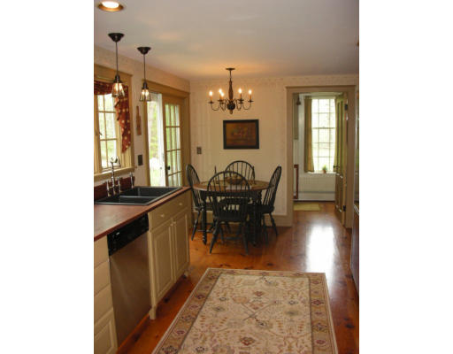 173 Mountain Road Princeton, MA 01541 - Photo 2 of 15 a dining room with furniture and window